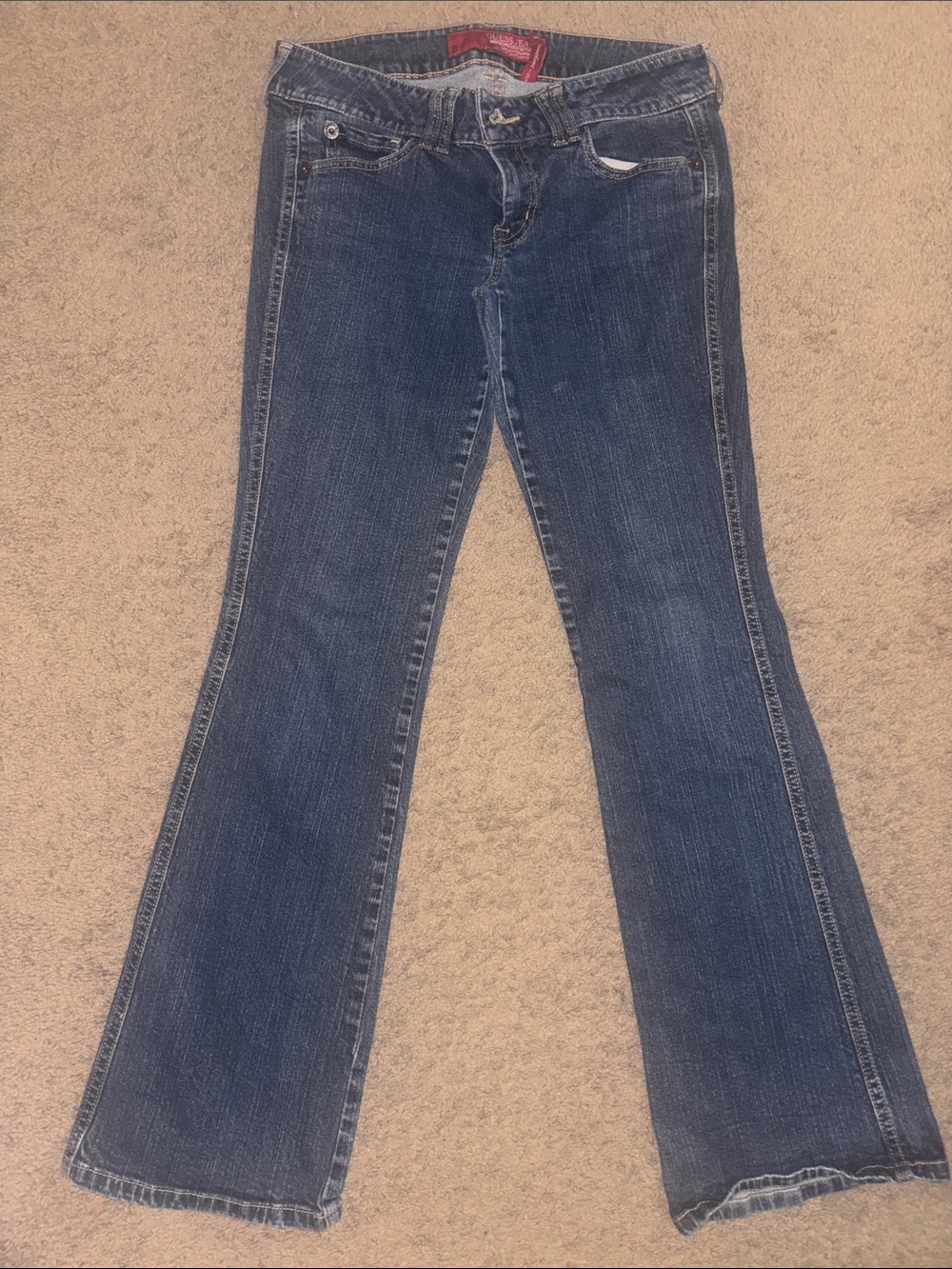 GUESS JEANS